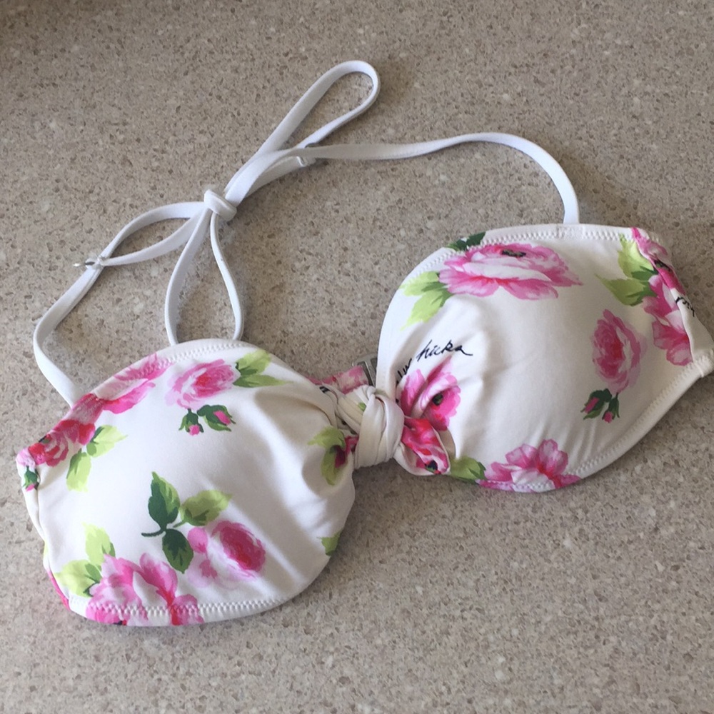 Gilly Hicks Swim Top